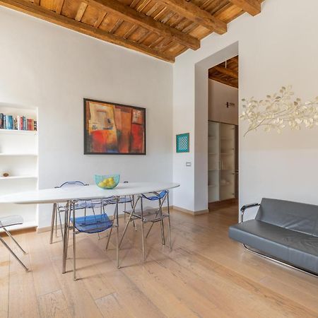 Modern apartment in Campo de Fiori Roma Esterno foto