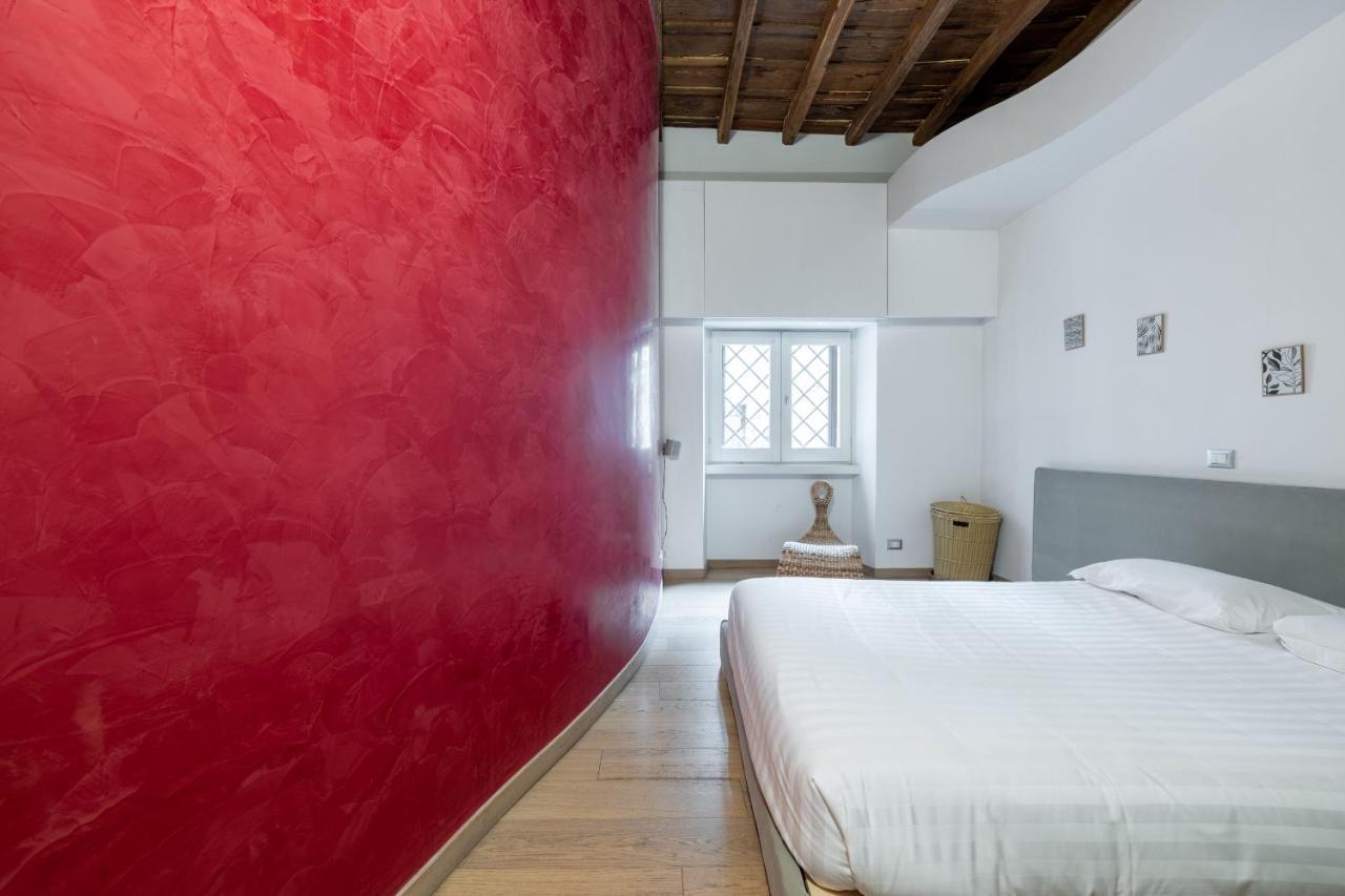 Modern apartment in Campo de Fiori Roma Esterno foto
