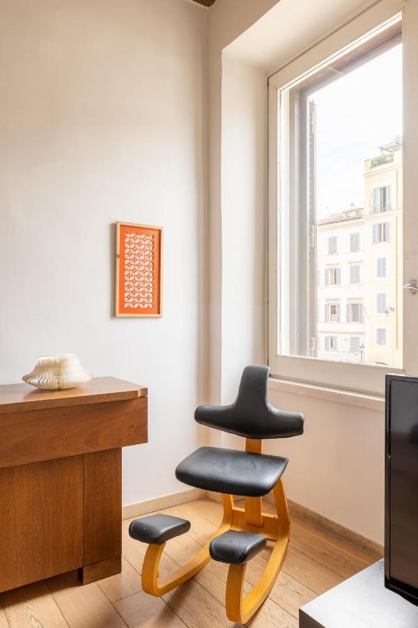 Modern apartment in Campo de Fiori Roma Esterno foto