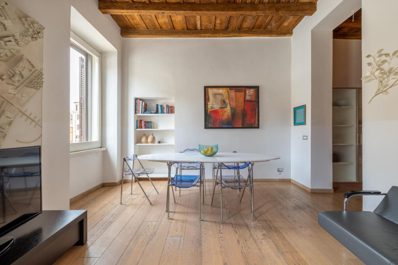 Modern apartment in Campo de Fiori Roma Esterno foto